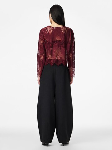 Camicia da donna 'PCRINNE SPITZEN' di PIECES in rosso