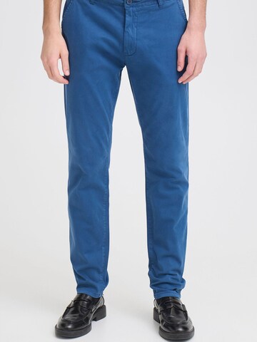 Casual Friday Slimfit Chino ' CFViggo ' in Blauw: voorkant