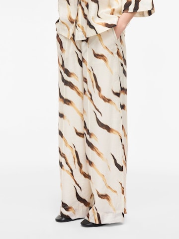 ROUGE EDIT - Pierna ancha Pantalón en gris: frente