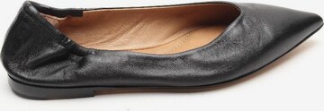 Pomme D'or Flats & Loafers in 37,5 in Black: front