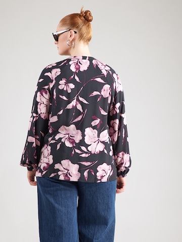 ONLY Carmakoma - Blusa 'CARLinka' en negro