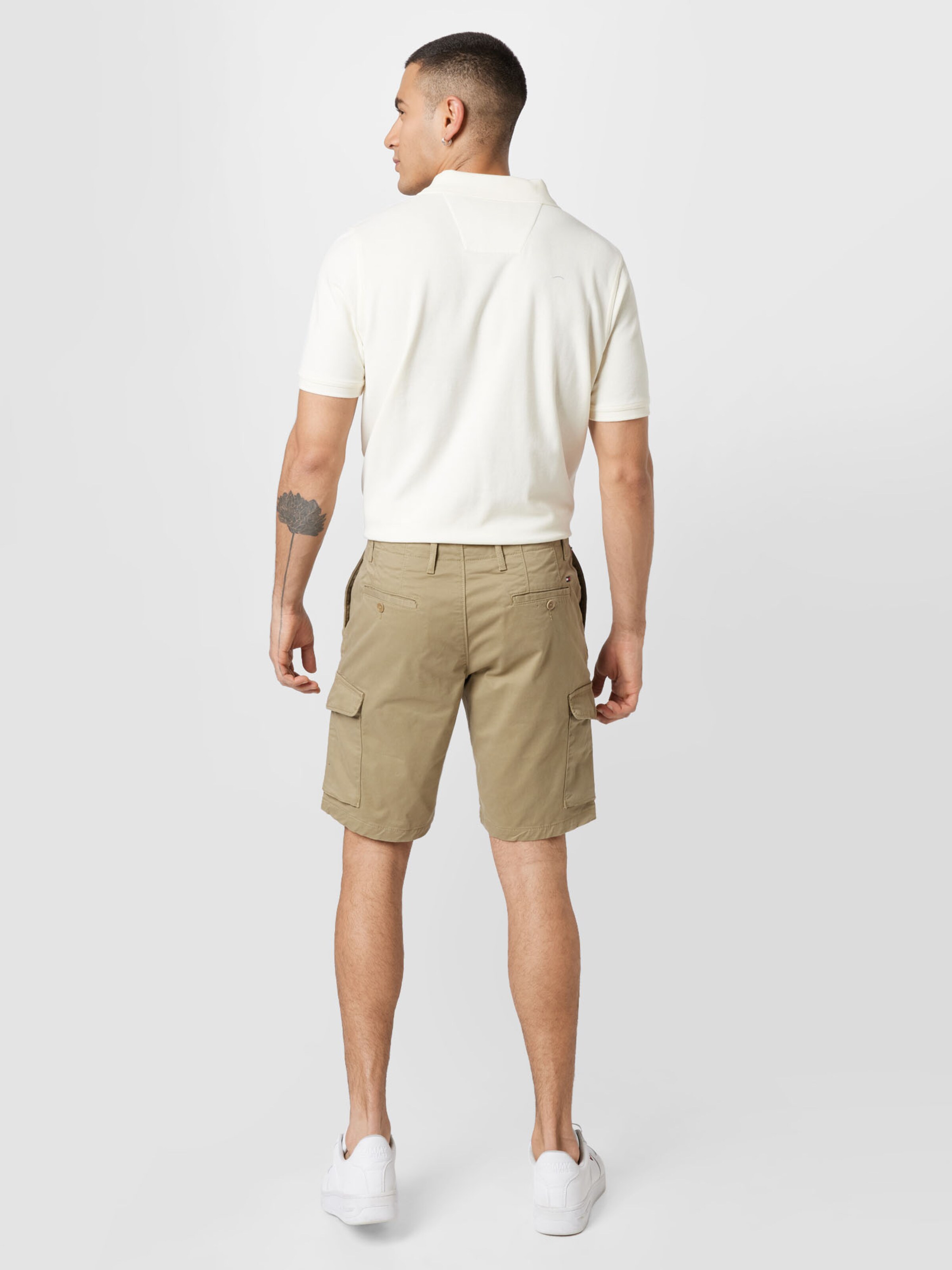 Männer Hosen TOMMY HILFIGER Shorts 'Harlem' in Oliv - HY13350 Männer Hosen TOMMY HILFIGER Shorts 'Harlem' in Oliv - HY13350