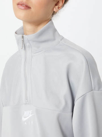 Sweat-shirt Nike Sportswear en gris