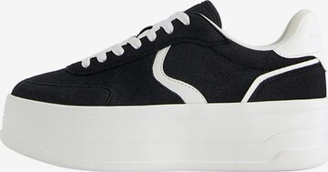 Bershka Sneaker in Schwarz