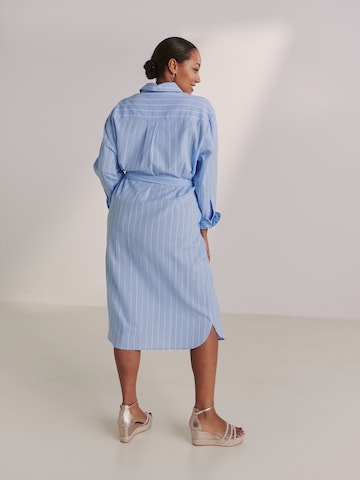 Guido Maria Kretschmer Curvy Kleid  'Jeanette' in Blau