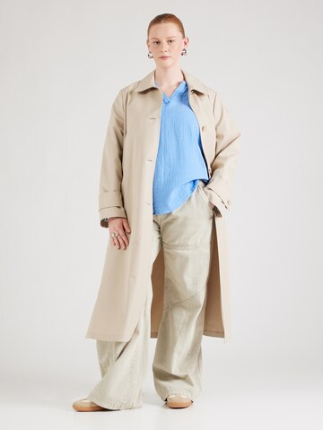 ONLY Carmakoma - Blusa 'THYRA' en azul
