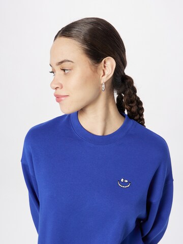 Iriedaily Sweatshirt 'Grin Cat' in Blau