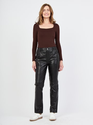 JCC Regular Broek in Zwart