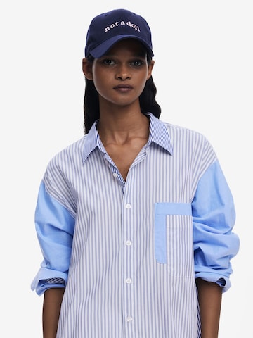 Casquette 'Not a Doll' Desigual en bleu