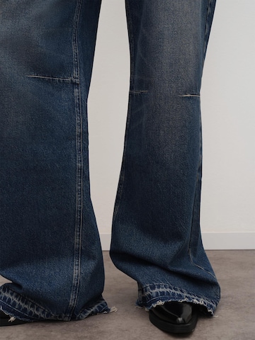 Flared Jeans 'Tall' di RÆRE by Lorena Rae in blu