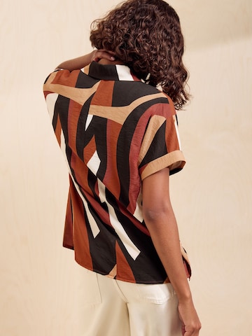 Camicia da donna di Friends Like These in marrone