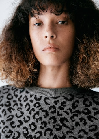 MANGO Sweater 'LEOPARD' in Grey: front