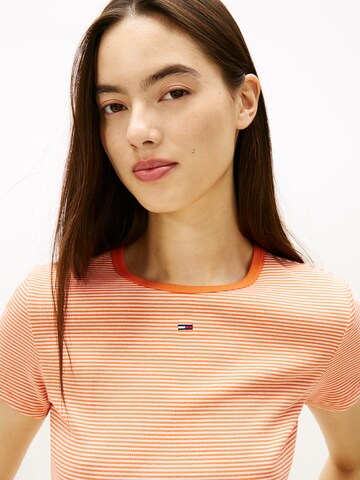 Tommy Jeans T-Shirt 'ESSENTIAL' in Orange