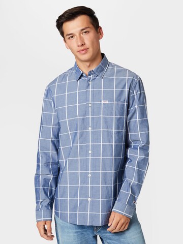 Coupe regular Chemise Tommy Jeans en bleu : devant