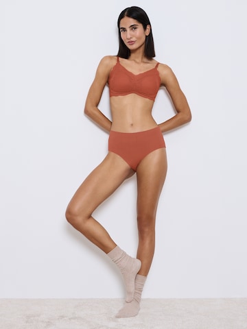 TRIUMPH Maxislip 'Red Label Pretty Micro' in Orange