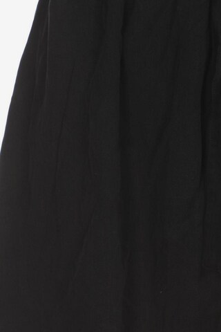 LOVJOI Skirt in XS in Black