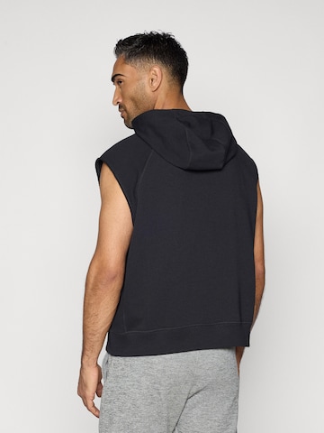 NIKE Sportsweatshirt i sort