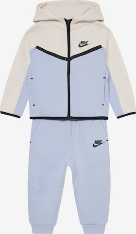 Trening 'TECH FLEECE' de la Nike Sportswear pe alb: față