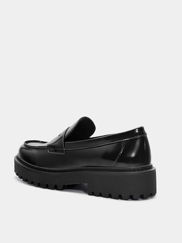 Pull&Bear Slipper in Schwarz