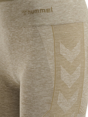 Hummel Skinny Sportbroek in Beige