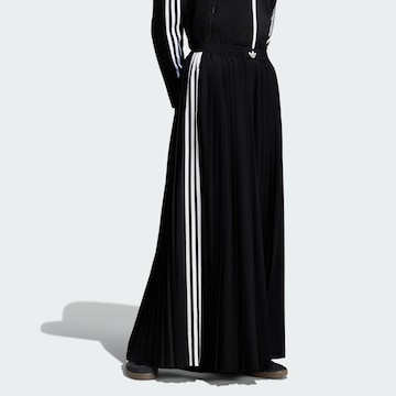 ADIDAS ORIGINALS - Pierna ancha Pantalón en negro: frente