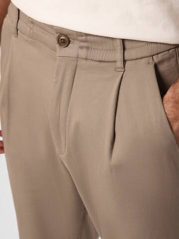 DRYKORN Slim fit Pleat-Front Pants 'Chasy' in Beige