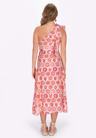 Robe d’été 'Festival' IZIA en rose
