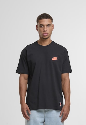 NIKE T-Shirt in Schwarz