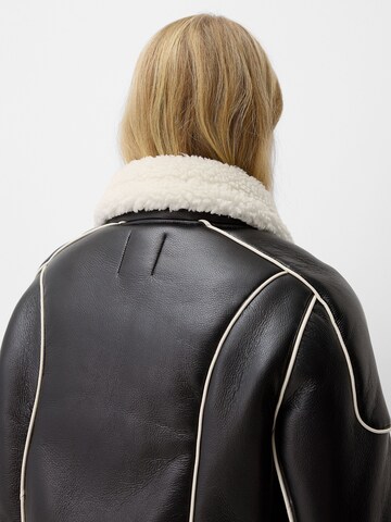 Veste mi-saison Bershka en noir
