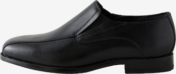 juoda Next Pusbačiai: priekis