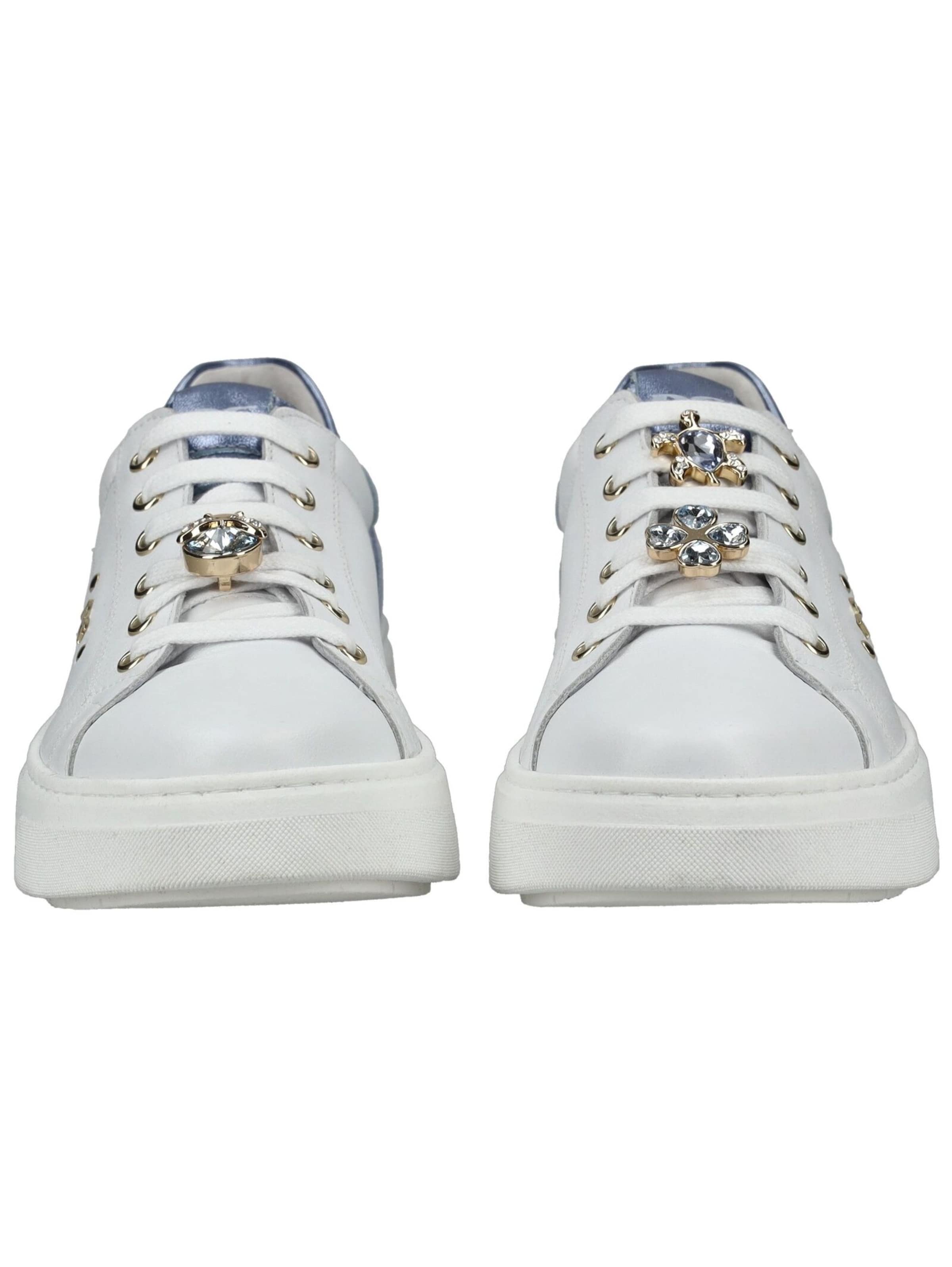 Baskets basses Nero Giardini en blanc