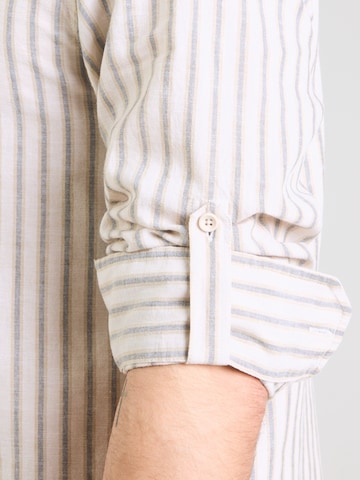 MUSTANG Regular Fit Paita 'RAWLINS' värissä beige