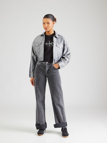 T-shirt Calvin Klein Jeans en noir