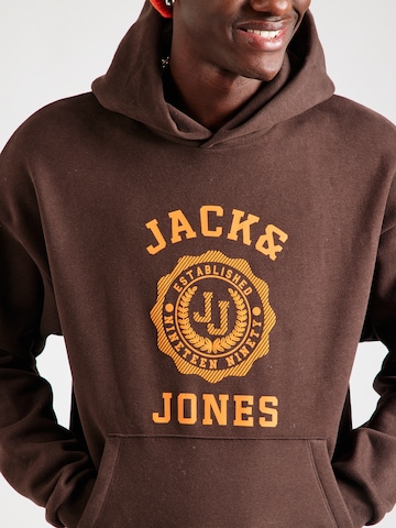 JACK & JONES Sweatshirt 'JJVICTO' i brun