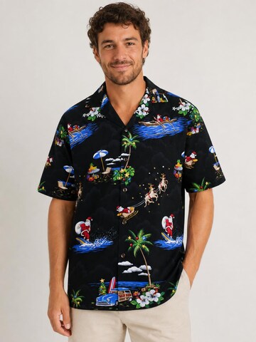 Pacific Legend - Ajuste regular Camisa 'Christmas Allover' en negro