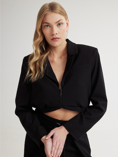 4TAILORS Blazer 'Katie' en noir, Vue avec produit