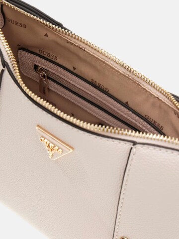 GUESS Axelremsväska 'GUESS TRACOLLA DARCY' i beige