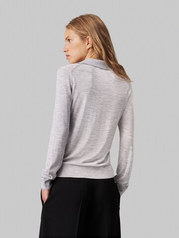 Calvin Klein Sweater in Grey