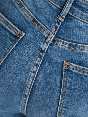 Bershka Skinny Jeans in Blauw