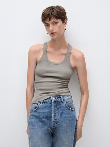 MANGO Knitted top 'RIRI' in Grey: front