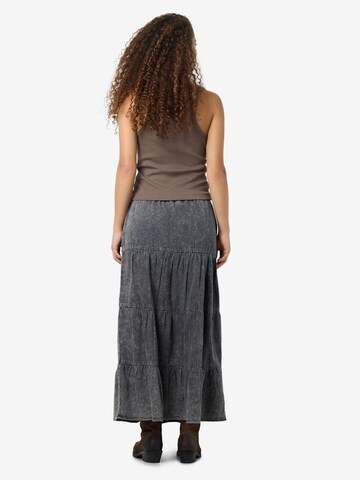 Noisy may Skirt 'NMOREGON' in Black