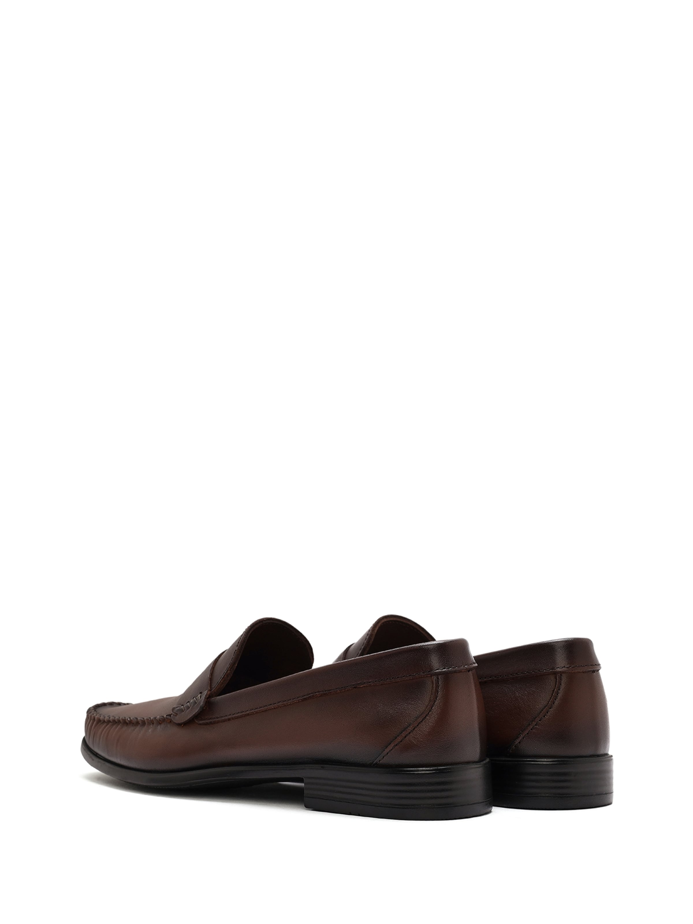 Derimod - Mocasines en marrón
