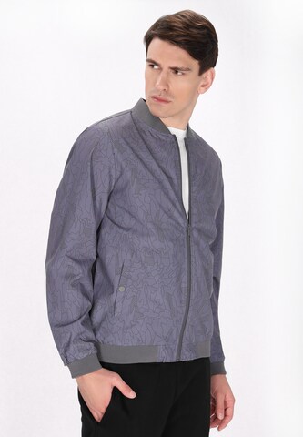 Mo ATHLSR Jacke in Grau: Vorderseite