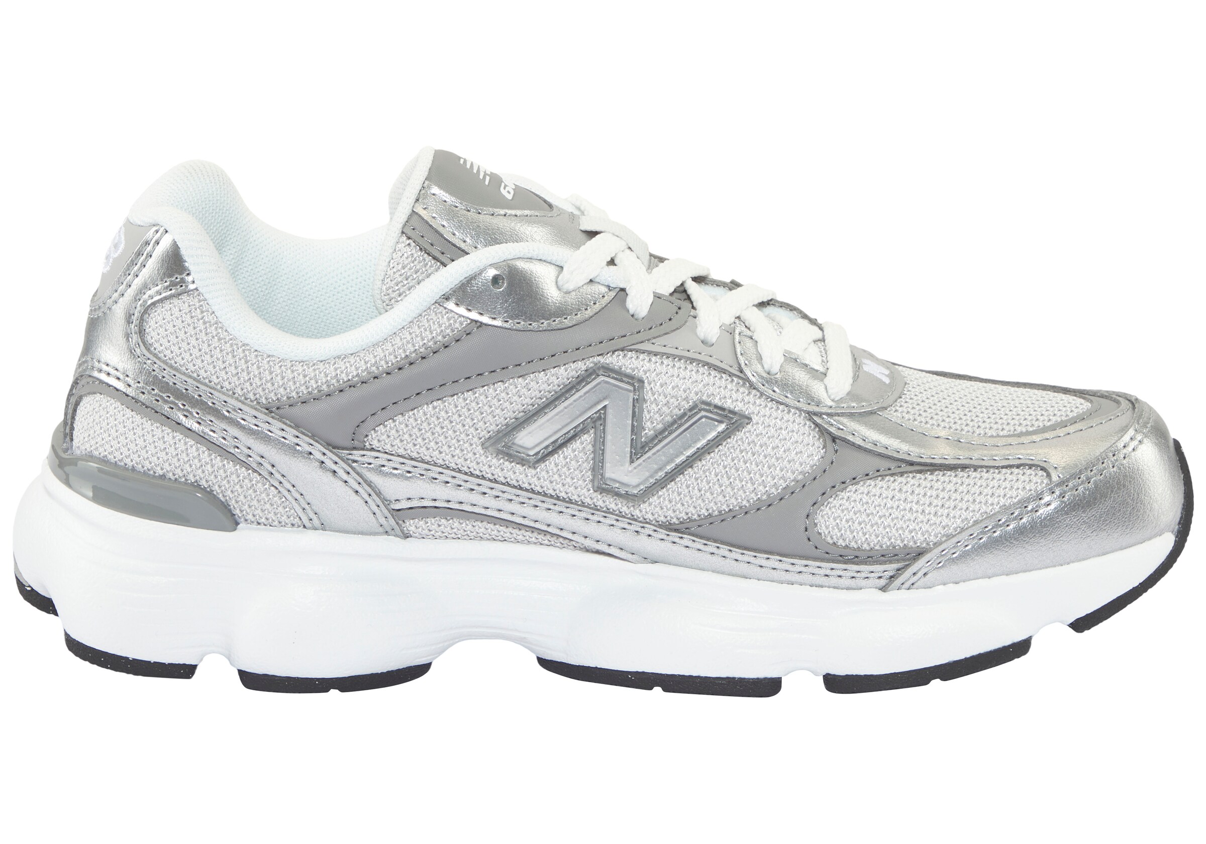 new balance Sneakers in Silver