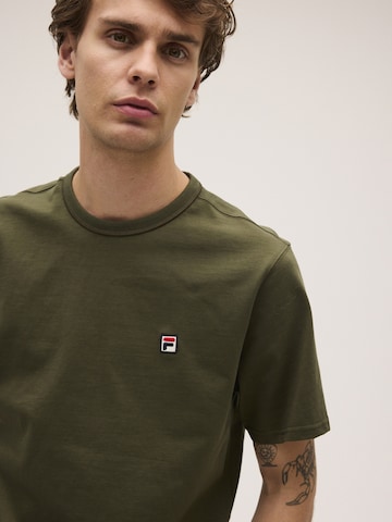FILA Paita 'MISURINA regular neck binding t-shirt' värissä vihreä