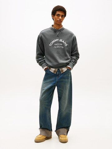 Tommy Jeans Sweatshirt in Grau