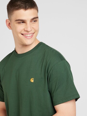 Tricou 'Chase' de la Carhartt WIP pe verde