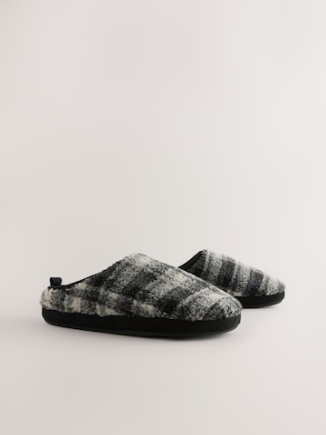 Pantoufle Next en gris