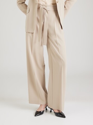 Wide leg Pantaloni con piega frontale 'Tapiana' di BOSS in beige: frontale