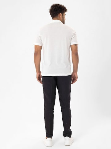 Tricou de la Dandalo pe alb